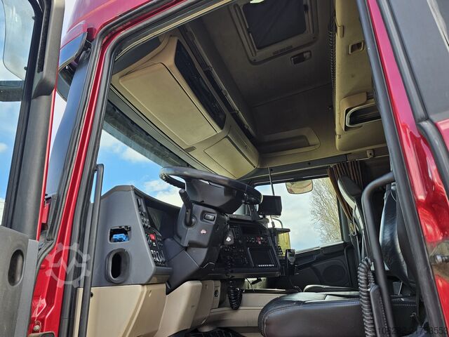 Standart çekici ünitesi SCANIA R620 Topline LA6X4HNB V8