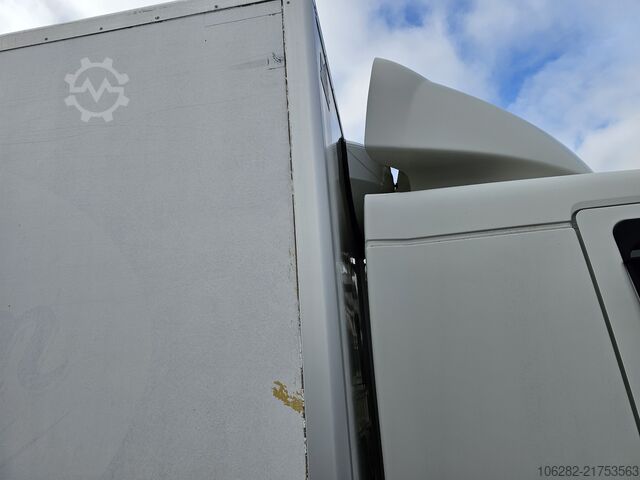 Soğutuculu kamyon Volvo FL240 4x2 Ladeborwand