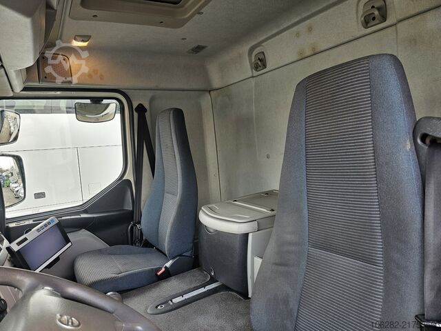 Soğutuculu kamyon Volvo FL240 4x2 Ladeborwand