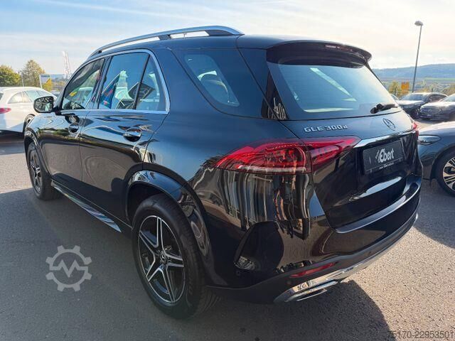 Yükleme platformu Mercedes-Benz GLE 300d 4M AMG+Pano+Burm+Memory+360