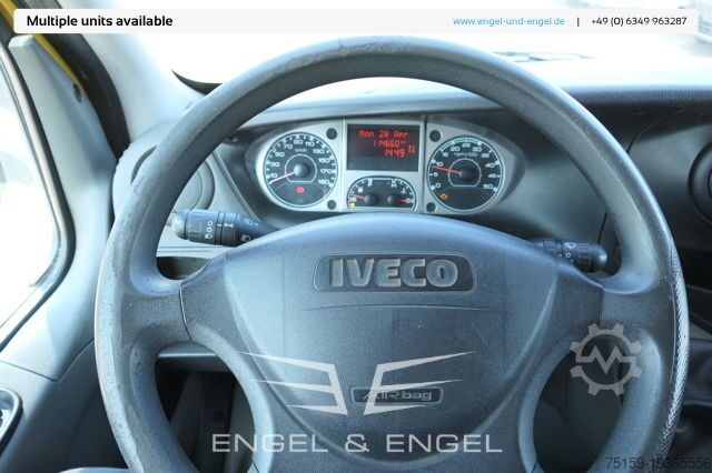Furgoneta caja iveco Daily 35 S11 C30C AUTOMATIK KAMERA MAXI Regale LUFT DURCHGANG