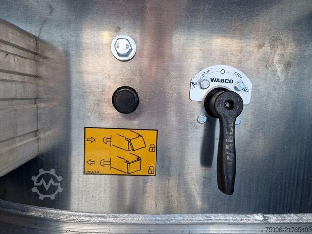 Semirimorchi ribaltabili Benalu SIDERALE 29M3