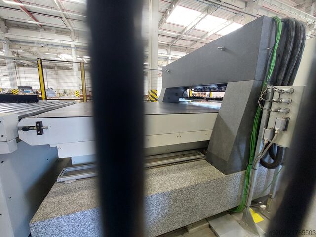 Tunnel di lavaggio con robot WEBER CEEVER KUKA 