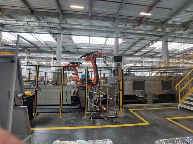 Tunnel di lavaggio con robot WEBER CEEVER KUKA 