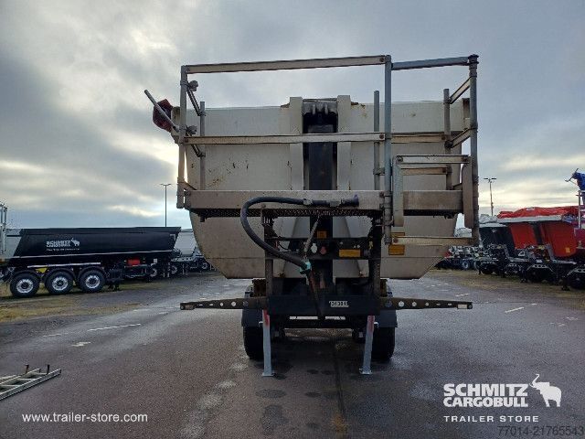 Kiperska poluprikolica Schmitz Cargobull Tipper Steel half pipe body