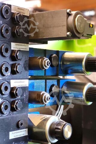 Máquina de moldeo por inyección multimaterial ENGEL VICTORY 1350H500V/220 Combi