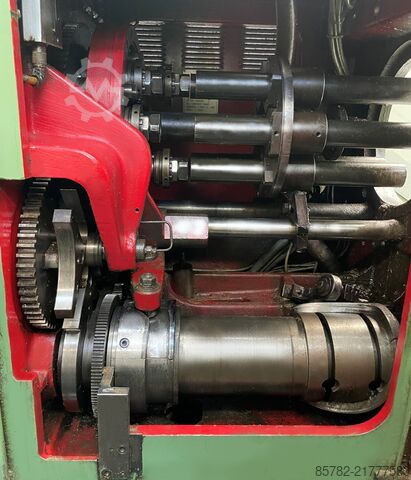 Többorsós gép Gildemeister GS 20-6 con Pietro Cucchi