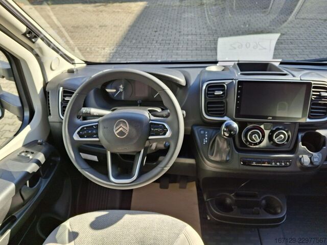 Camping-car semi-intégré CARADO T 328 pro+, Automatik, Multimedia