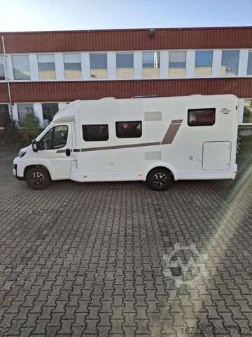 Camping-car semi-intégré CARADO T 338s