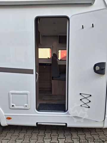 Camping-car semi-intégré CARADO T 338s