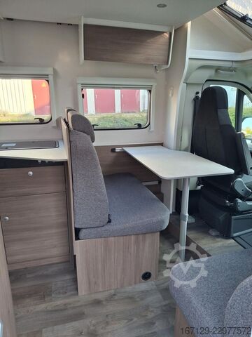 Camping-car semi-intégré CARADO T 338s