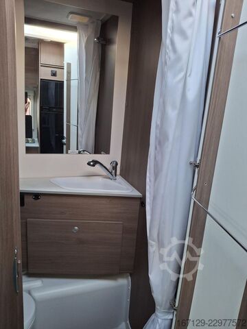 Camping-car semi-intégré CARADO T 338s