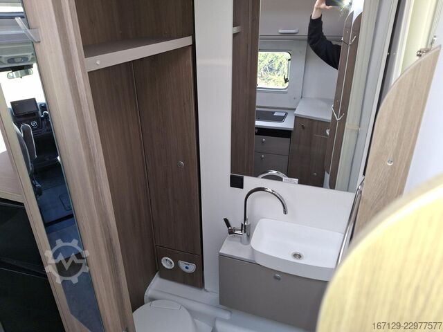 Camping-car semi-intégré CARADO T 338 pro+ / 180PS Auto / Safety / Voll LED