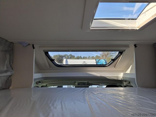 Camping-car semi-intégré CARADO T 338S