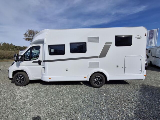 Camping-car semi-intégré CARADO T 338S