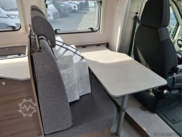 Camping-car semi-intégré CARADO T 338S