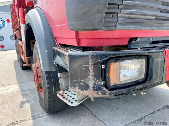 Dreiseitenkipper Mercedes-Benz 26-35 SK 6X4