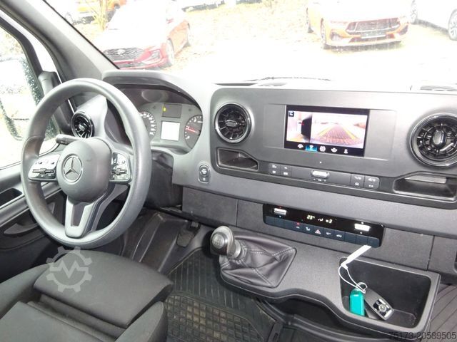 Hög tak skåpbil MERCEDES-BENZ Sprinter III Kasten RWD 317 CDI MBUX Navi 360°-K