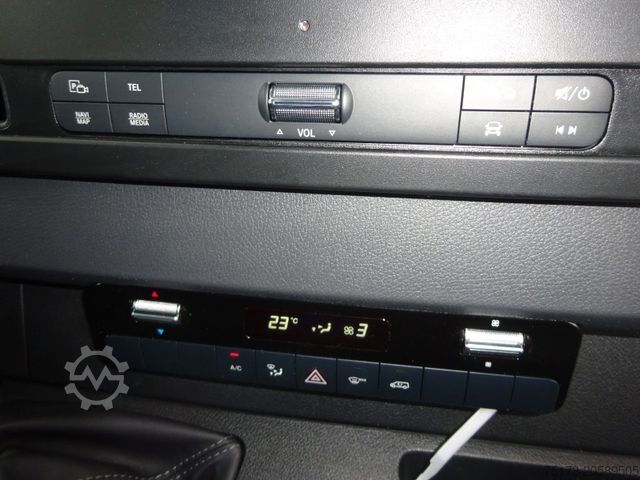Hög tak skåpbil MERCEDES-BENZ Sprinter III Kasten RWD 317 CDI MBUX Navi 360°-K