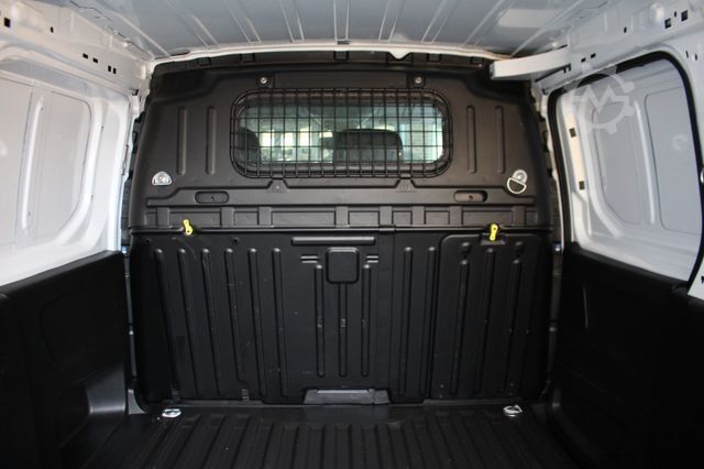 Kastenwagen CITROEN Berlingo Kasten Club XL/L2 EHZ 3-Sitzer AHK