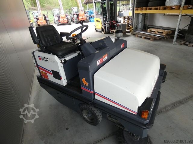 Balayeuse aspirante Dulevo 100 BS