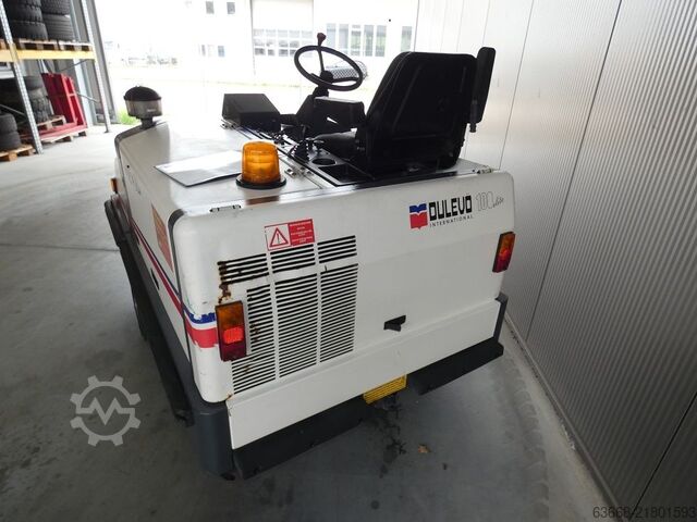 Balayeuse aspirante Dulevo 100 BS