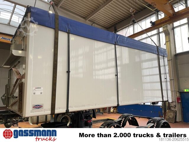 LKW mit Kofferaufbau Schubbodenaufbau mit Plane ca 29m³, Funk
