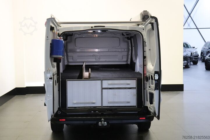 Delivery van Renault Trafic 2.0 dCi 130PK L2 EURO 6 - Airco - Navi -...