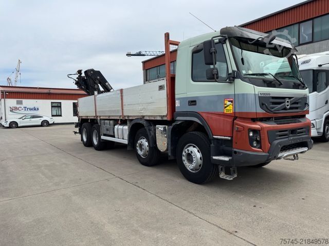 Düz kasa kamyon VOLVO FMX 460 * 8 X 4 * PRITSCHE HIAB KRAN 10 M *B & B