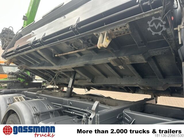 Kiepwagen Mercedes-Benz Actros 3341 K 6x4, Bormatik links, Heckkran Penz