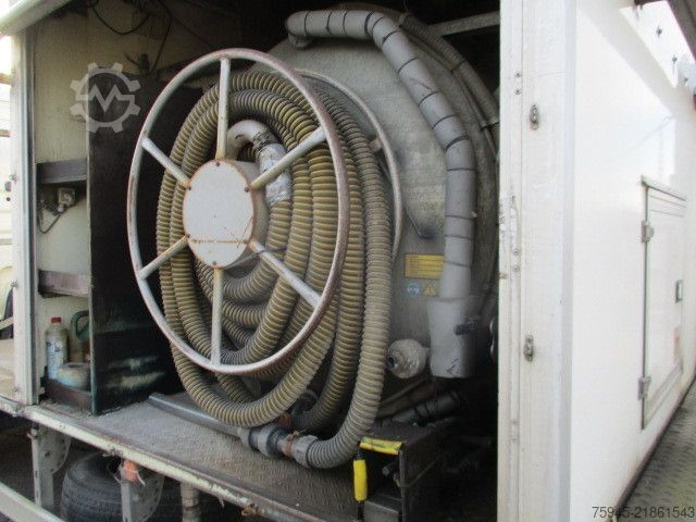 Φορτηγό δεξαμενή κενού MAN TGL 8.180 Fäkalienwagen, WC, TOI TOI