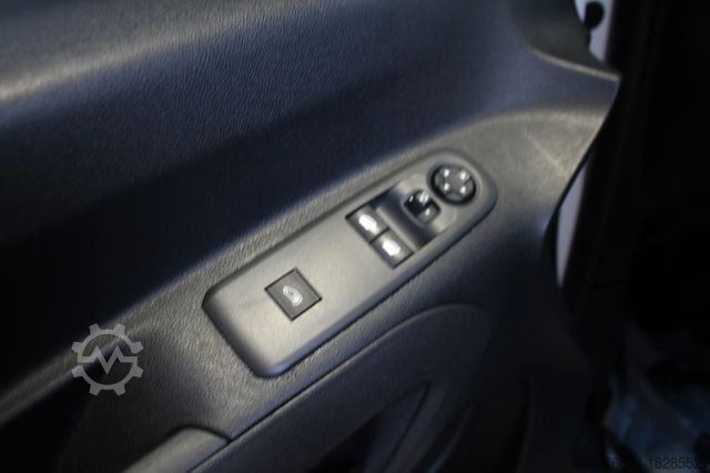 Bestelwagen OPEL Combo E Cargo Selection Klima Bluetooth PDC