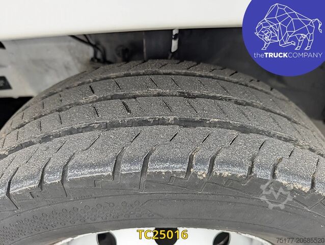 Furgoneta con caja Fiat Ducato 2.0 Multijet L3H2