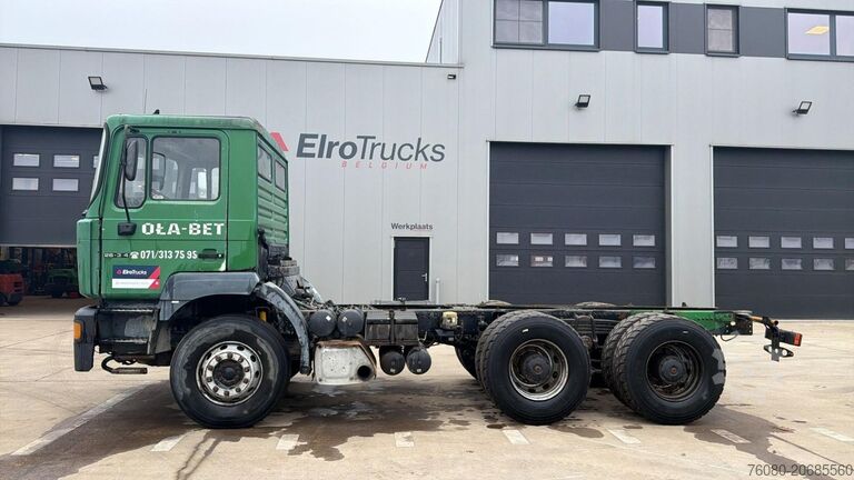 Šasija sa taksijem MAN 26.364 (STEEL SUSP. / LAMES / BIG AXLE / MANUAL...