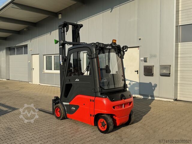 Elektrisk 4-hjulet Linde E20PL-386-02 + Ladegerät 3775 --EK