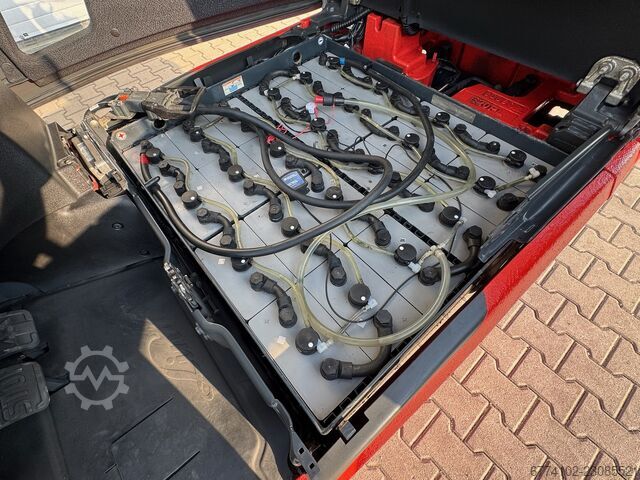 Elektrisk 4-hjulet Linde E20PL-386-02 + Ladegerät 3775 --EK