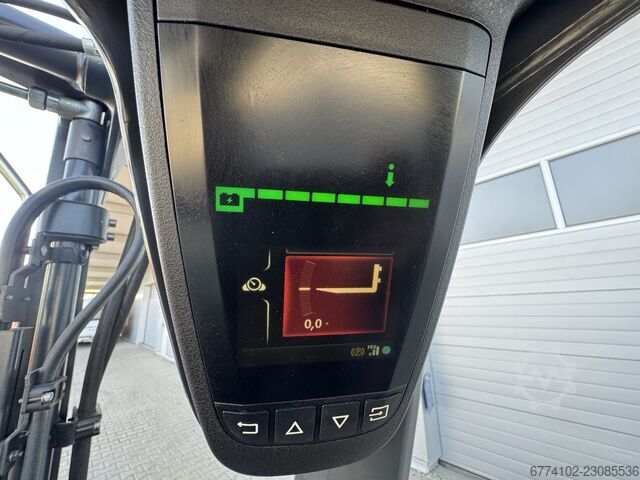 Chariot élévateur électrique à 3 roues Linde E20L + Ladegerät NEU 48120--EK