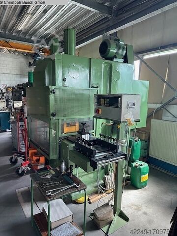 Excentrische pers - enkele kolom Masch Pressenautomatik KE 2130