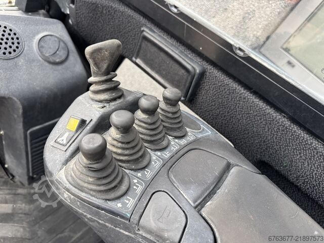 Linde H35D-02 Triplex 550 Wolny wyciąg / Przesuw boczny / Przesuw wideł VW Diesel 2018 LINDE H35D-02 Triplo 550 Freelift / Sideshift / Vorkversteller VW Diesel 2018