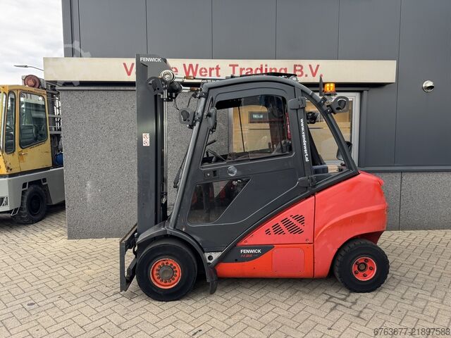  LINDE H35D-02 Triplo 535 Freelift / Sideshift / 4e Functie VW Diesel 2016