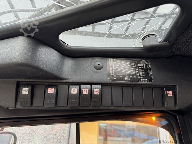  LINDE H35D-02 Triplo 535 Freelift / Sideshift / 4e Functie VW Diesel 2016