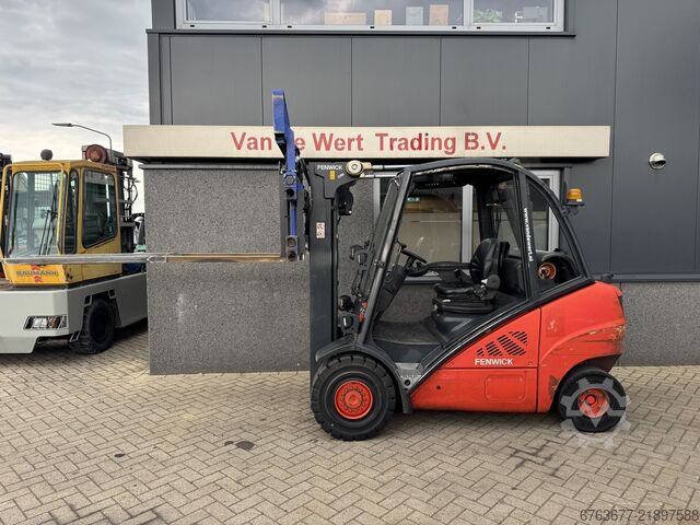 Linde H30T-01 Triplo 460 volný zdvih / boční posuv / měnič vidlic / prodloužení vidlic LPG 2011 LINDE H30T-01 Triplo 460 Freelift / Sideshift / Vorkversteller / Vorkverlenging LPG 2011