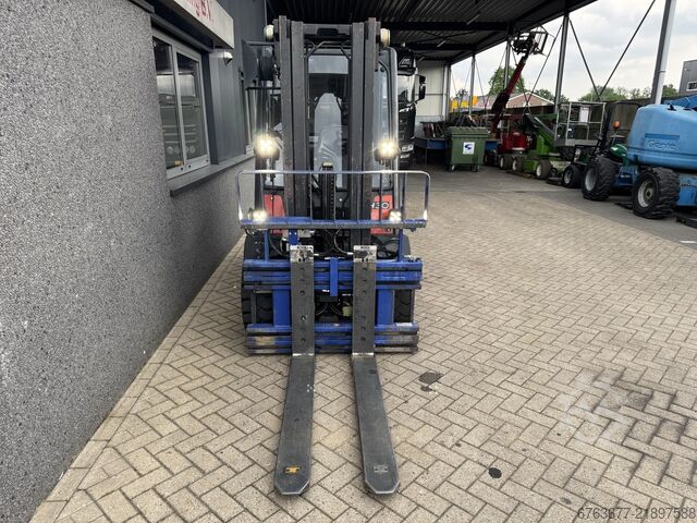 Linde H30T-01 Triplo 460 volný zdvih / boční posuv / měnič vidlic / prodloužení vidlic LPG 2011 LINDE H30T-01 Triplo 460 Freelift / Sideshift / Vorkversteller / Vorkverlenging LPG 2011