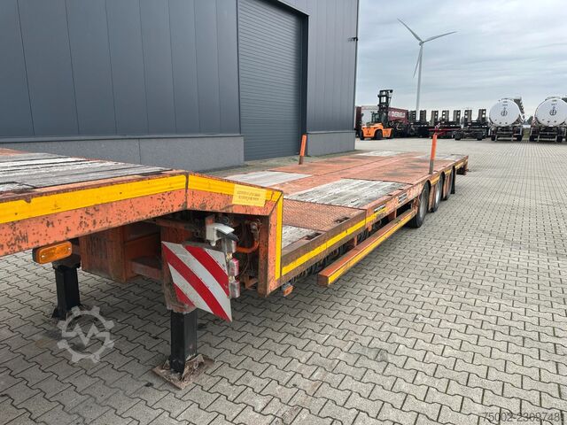 Nooteboom OSD-48-03 V/L  LOWLOADER / 580CM EXTENDABLE / SELF STEERED / SAF Nooteboom OSD-48-03 V/L  LOWLOADER / 580CM EXTENDABLE / S...