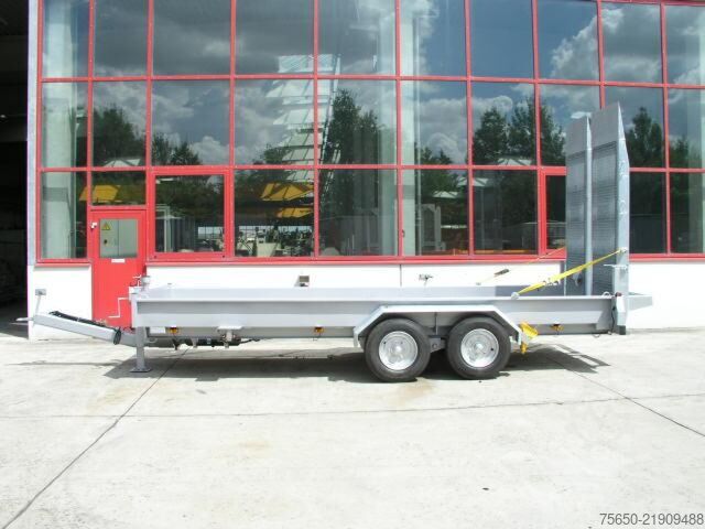 Rimorchio a pianale ribassato Möslein TT 11-E6x2  Tieflader für Fräsen breiten Rampen, Neu