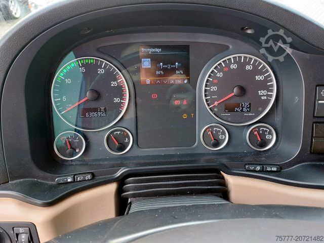 Standard tractor unit MAN TGX 18.460 XXL-Broken Engine-INTARDER-2 Tanks