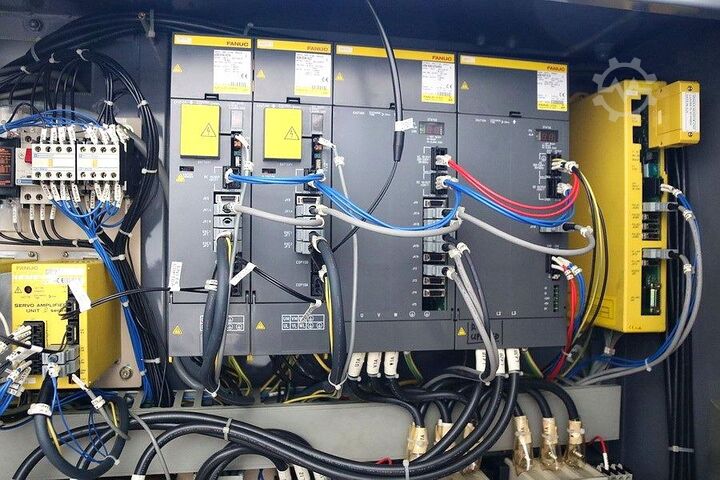 Centro de usinagem horizontal MORI SEIKI SH 400