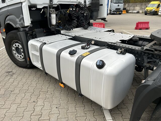 Standaard-SZM Mercedes-Benz Actros 1845 Gigaspace / Tacho V2 / Blower - PTO...