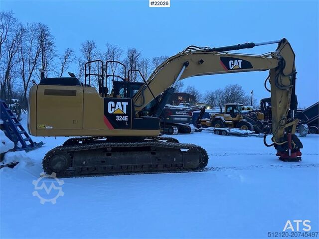 Crawler excavator CAT 324E excavator with/ GPS and grading bucket. WATCH