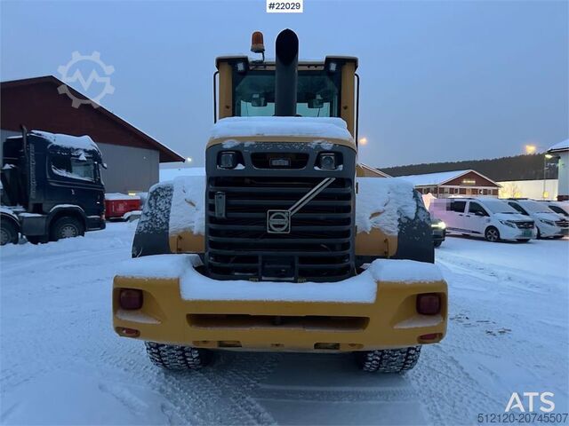 Wheel loader Volvo L70F wheel loader with/ winter and summer tires an